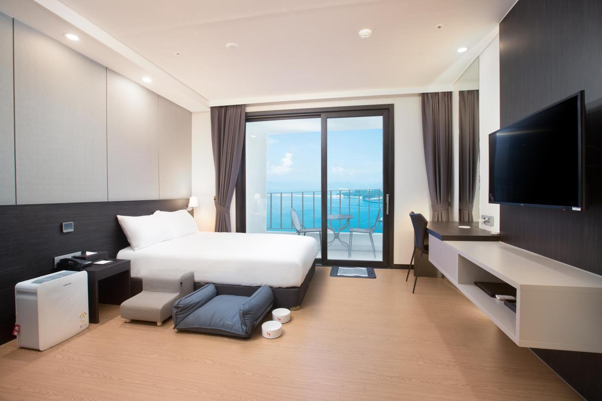 Utop Marina Hotel & Resort Yeosu Buitenkant foto